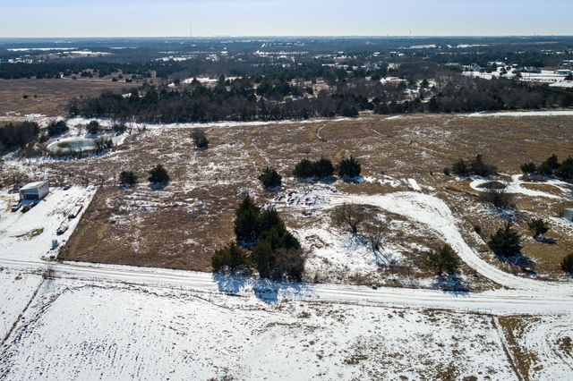 982 Willy Vester Road, Van Alstyne, TX 75495