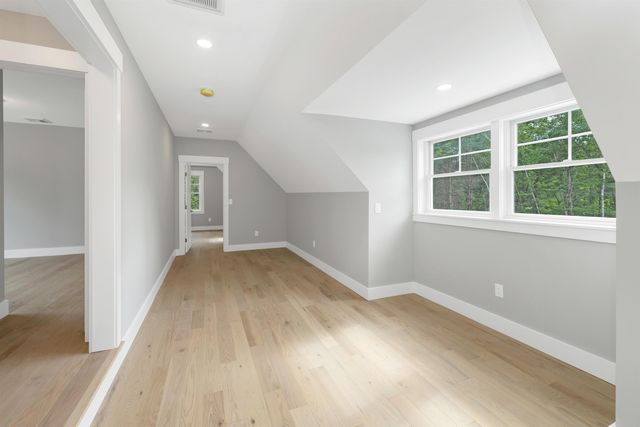 642 Alton Mountain Road, Alton, NH 03810