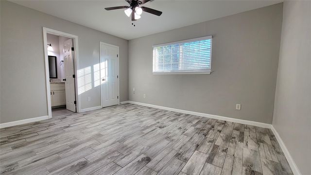 3819 Heatherbrook Drive, Houston, TX 77045
