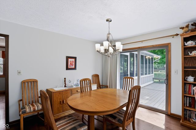 9 Bluebird Court, Greenfield, IN 46140