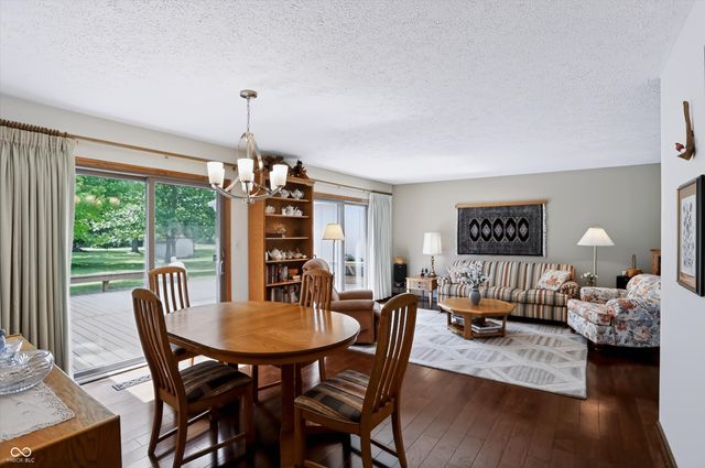 9 Bluebird Court, Greenfield, IN 46140