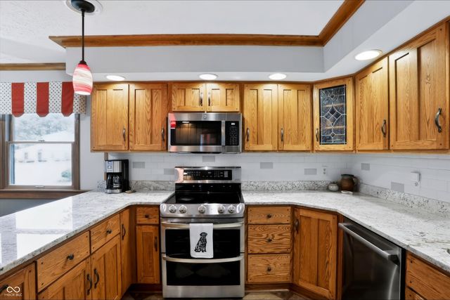 9 Bluebird Court, Greenfield, IN 46140