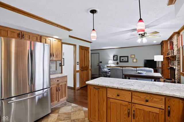 9 Bluebird Court, Greenfield, IN 46140