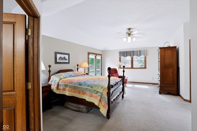 9 Bluebird Court, Greenfield, IN 46140
