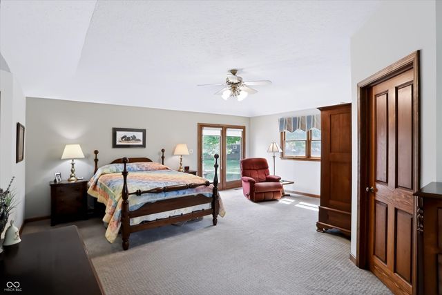 9 Bluebird Court, Greenfield, IN 46140