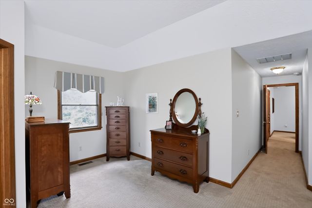 9 Bluebird Court, Greenfield, IN 46140