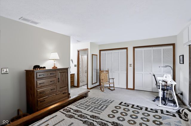 9 Bluebird Court, Greenfield, IN 46140