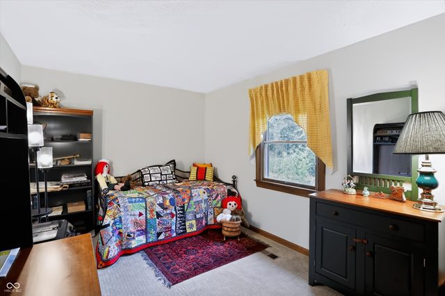 9 Bluebird Court, Greenfield, IN 46140