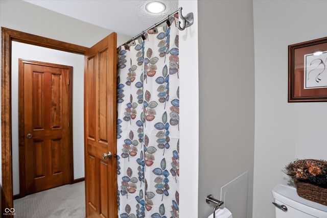 9 Bluebird Court, Greenfield, IN 46140