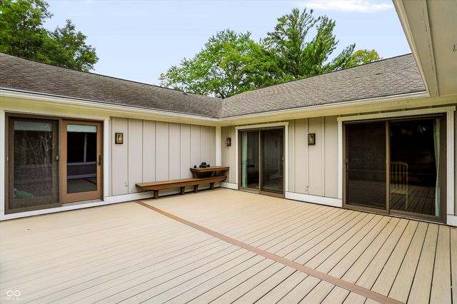 9 Bluebird Court, Greenfield, IN 46140