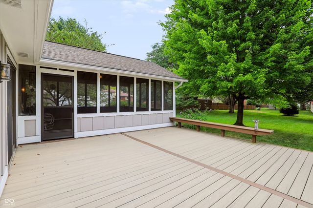 9 Bluebird Court, Greenfield, IN 46140