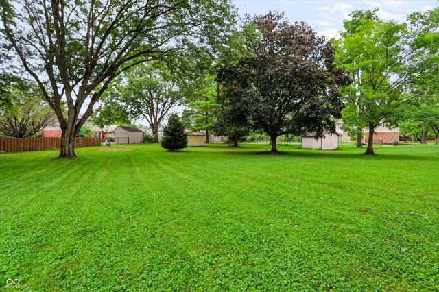 9 Bluebird Court, Greenfield, IN 46140