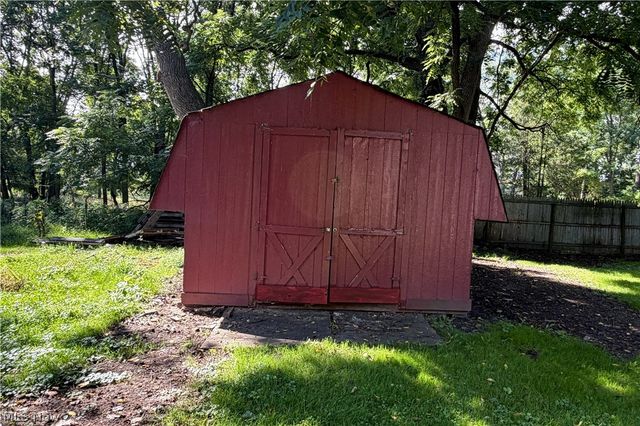 35930 Highland Drive, Eastlake, OH 44095