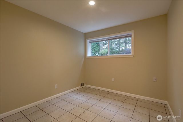 2007 168th Avenue NE, Bellevue, WA 98008