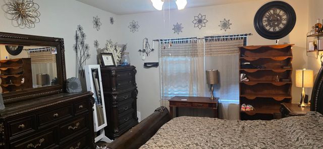 321 Turquoise Trade Dr Drive N, La Marque, TX 77568