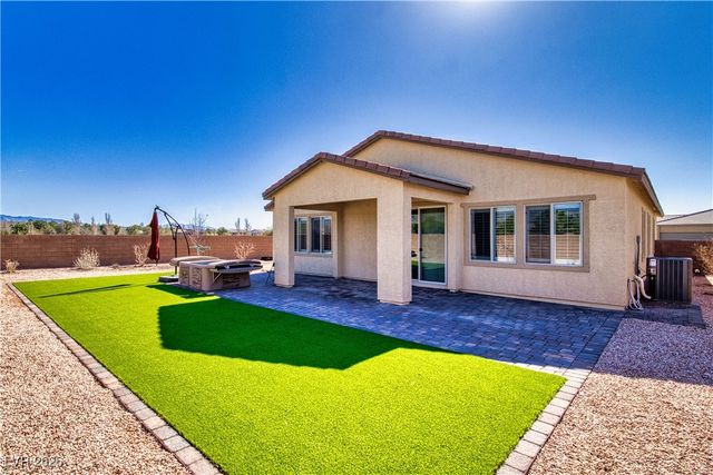 5528 Eleganza Avenue, Pahrump, NV 89061