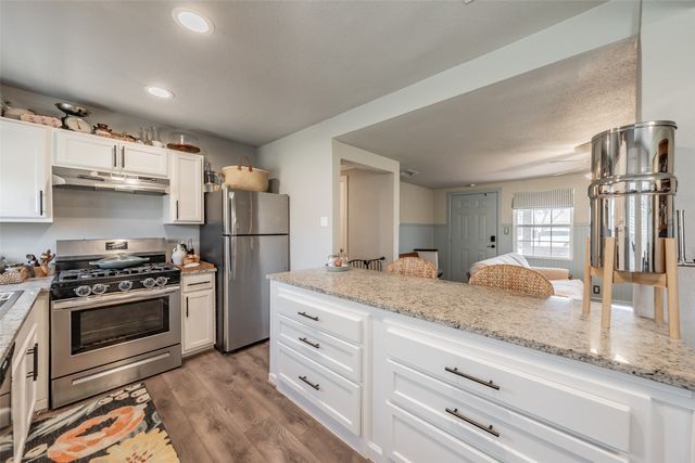 6681 Marie Street, North Richland Hills, TX 76180