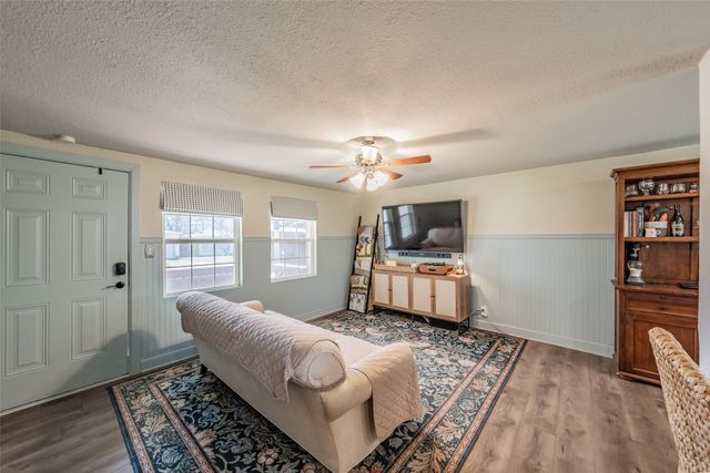 6681 Marie Street, North Richland Hills, TX 76180