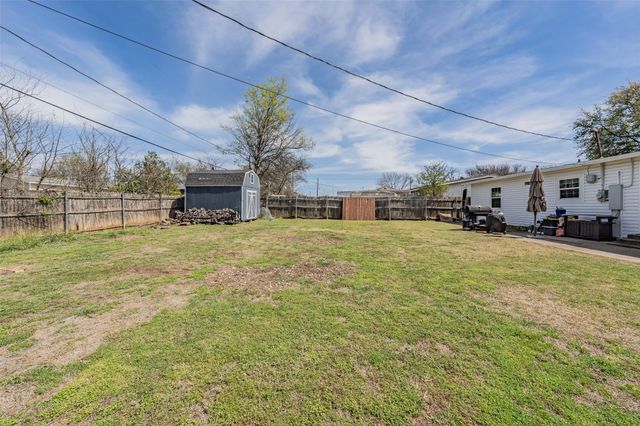 6681 Marie Street, North Richland Hills, TX 76180