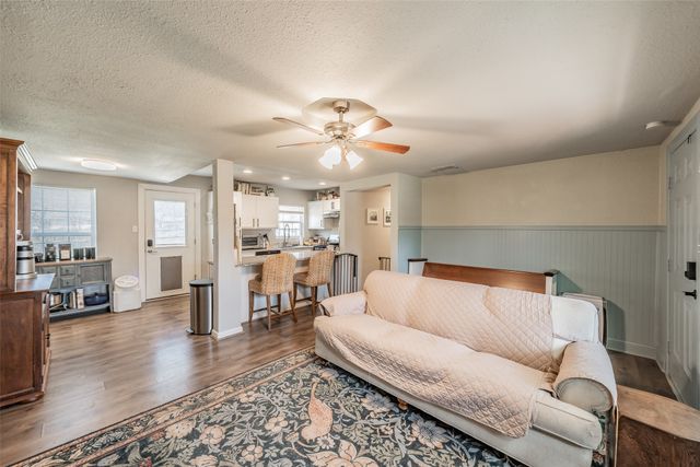 6681 Marie Street, North Richland Hills, TX 76180