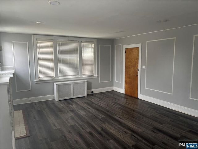 809 Schuyler Avenue 1R, Kearny, NJ 07032