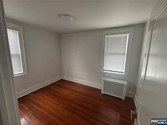 809 Schuyler Avenue 1R, Kearny, NJ 07032