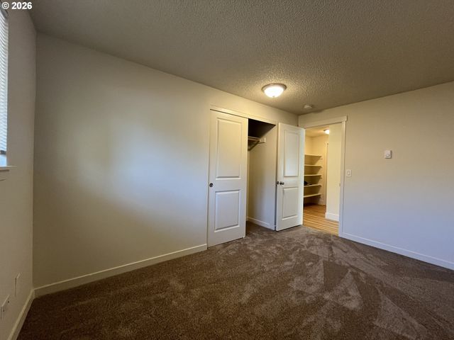 1436 VILLAGE PARK Pl, West Linn, OR 97068