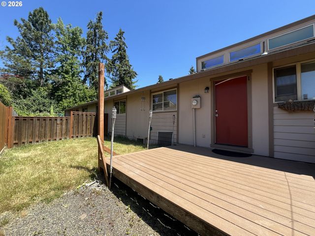 1436 VILLAGE PARK Pl, West Linn, OR 97068