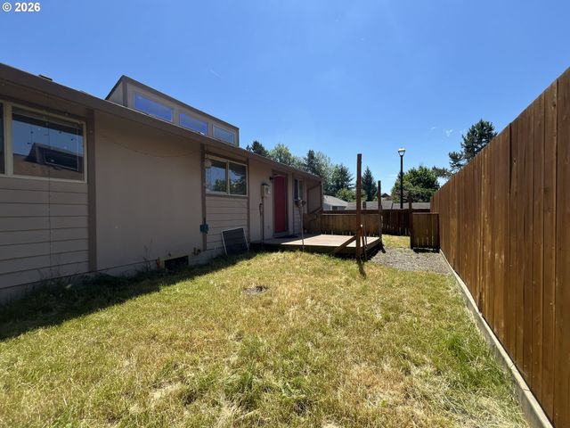 1436 VILLAGE PARK Pl, West Linn, OR 97068