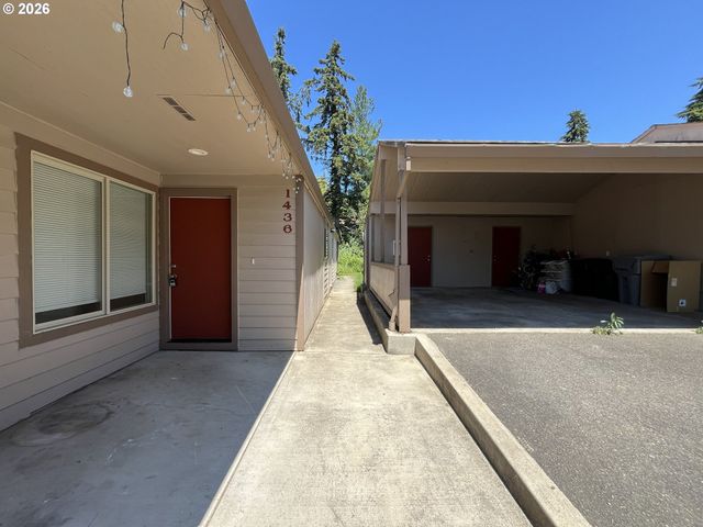 1436 VILLAGE PARK Pl, West Linn, OR 97068