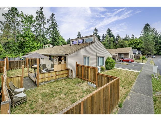 1436 VILLAGE PARK Pl, West Linn, OR 97068