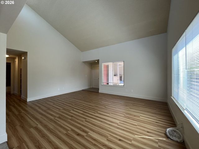 1436 VILLAGE PARK Pl, West Linn, OR 97068