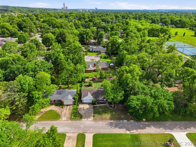 1920 E 53rd Street, Tulsa, OK 74105