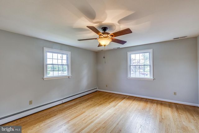 1606 STONY BATTERY RD, Lancaster, PA 17601