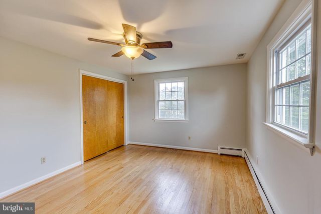 1606 STONY BATTERY RD, Lancaster, PA 17601