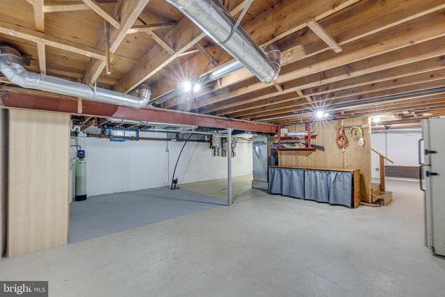 1606 STONY BATTERY RD, Lancaster, PA 17601