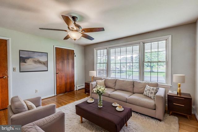 1606 STONY BATTERY RD, Lancaster, PA 17601