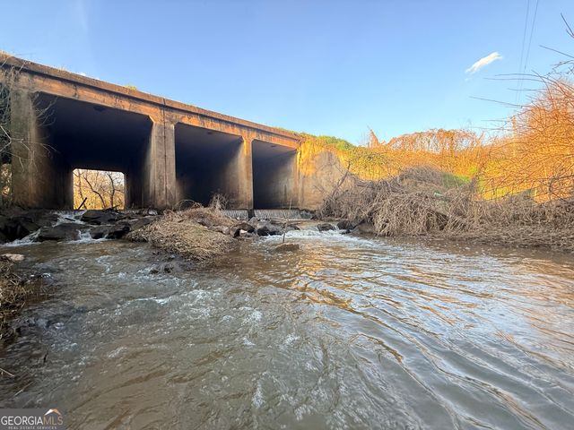 18 W L Williams, Commerce, GA 30530