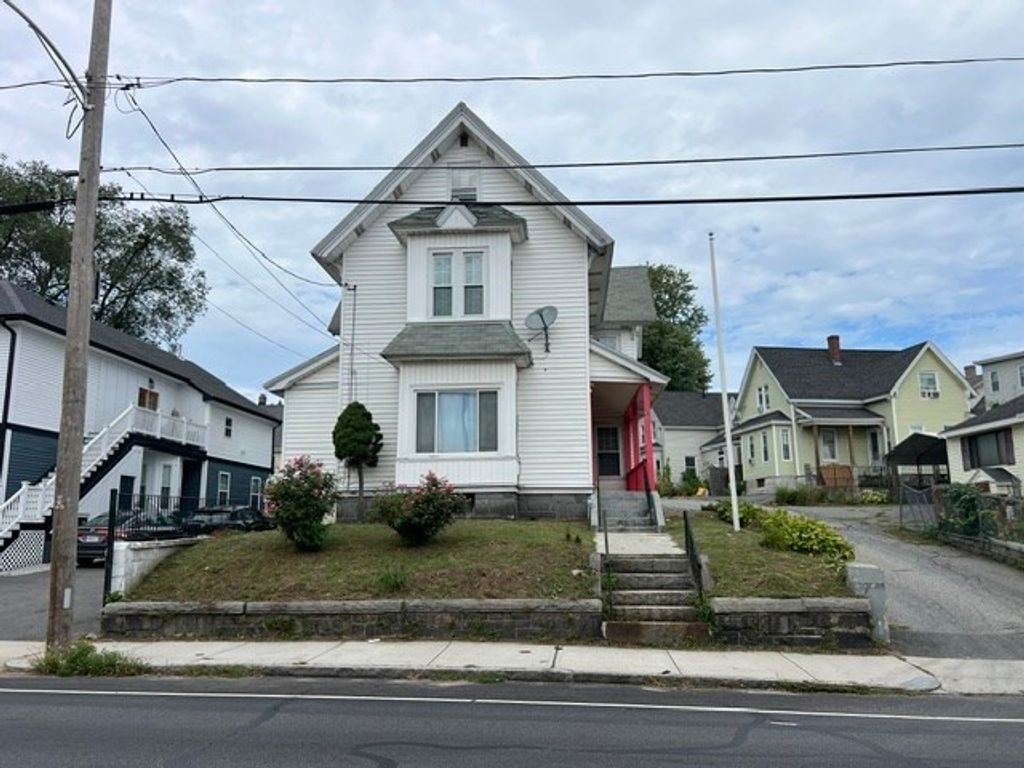 49 Liberty Street, Lowell, MA 01851