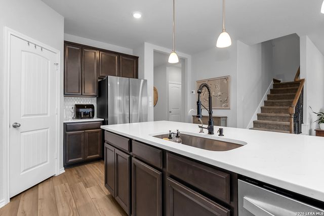 7015 Vista, San Antonio, TX 78233