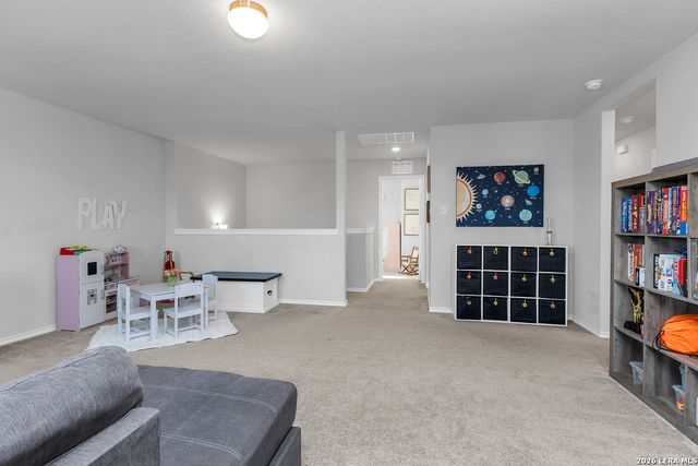 7015 Vista, San Antonio, TX 78233