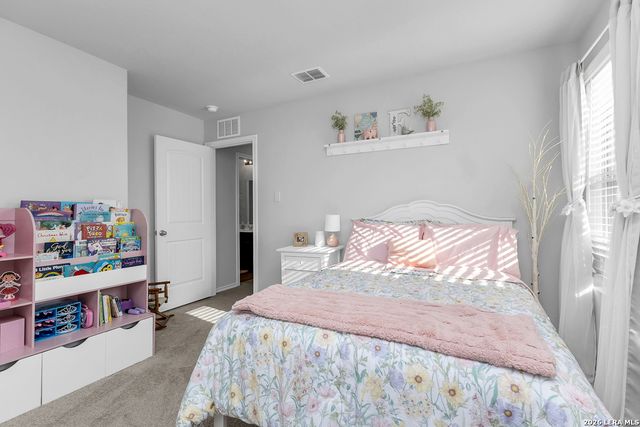 7015 Vista, San Antonio, TX 78233