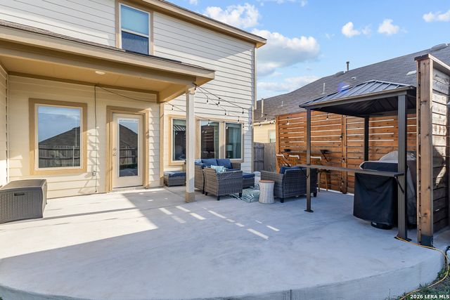 7015 Vista, San Antonio, TX 78233