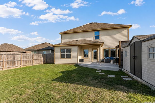 7015 Vista, San Antonio, TX 78233