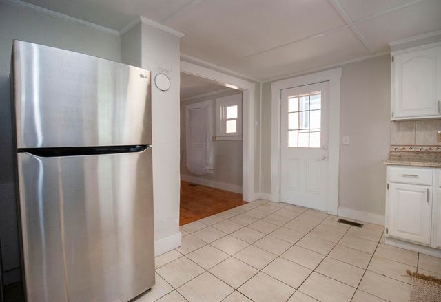 16 Prince Street, Concord, NH 03301