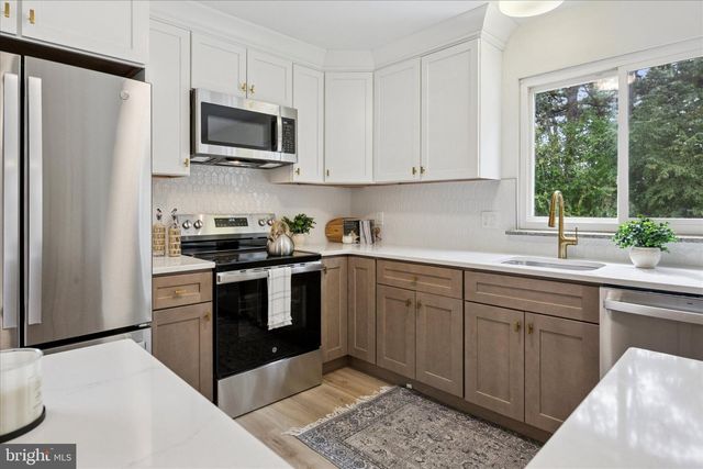 114 GRAMERCY PL, Southampton, NJ 08088