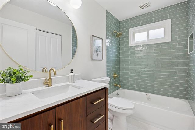 114 GRAMERCY PL, Southampton, NJ 08088