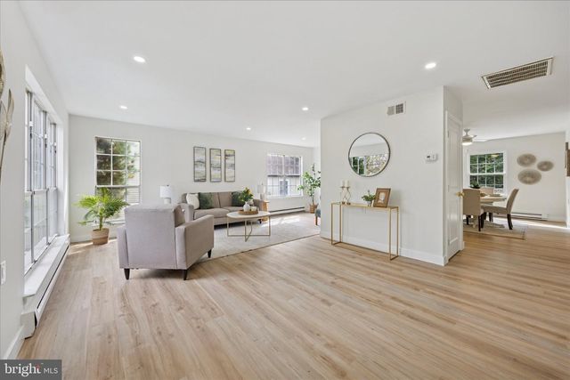 114 GRAMERCY PL, Southampton, NJ 08088