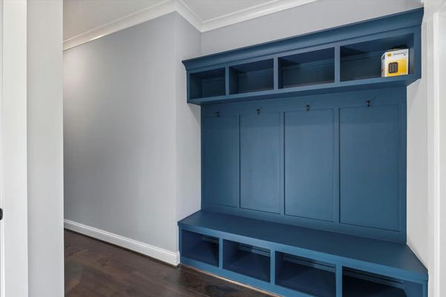 21445 N Dixboro Road, South Lyon, MI 48178