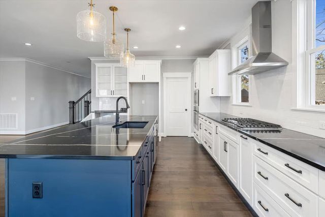 21445 N Dixboro Road, South Lyon, MI 48178